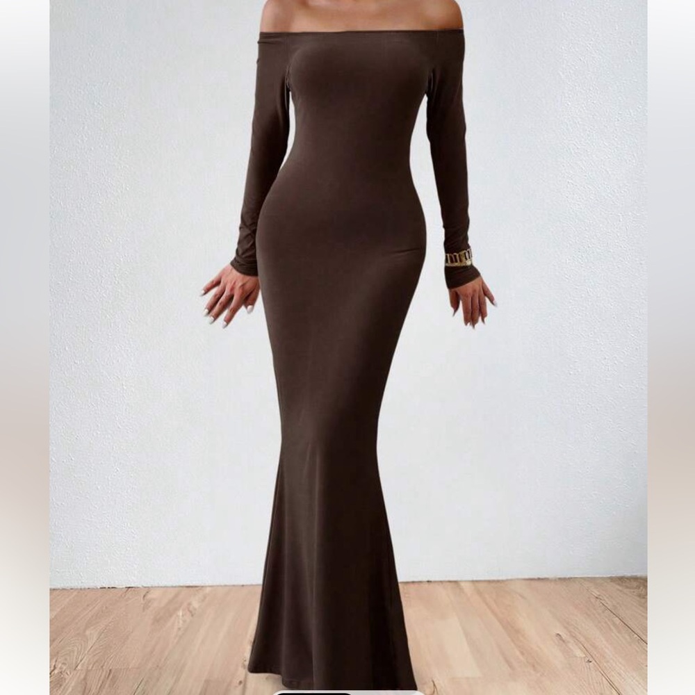 Off Shoulder Mermaid Hem Dress
